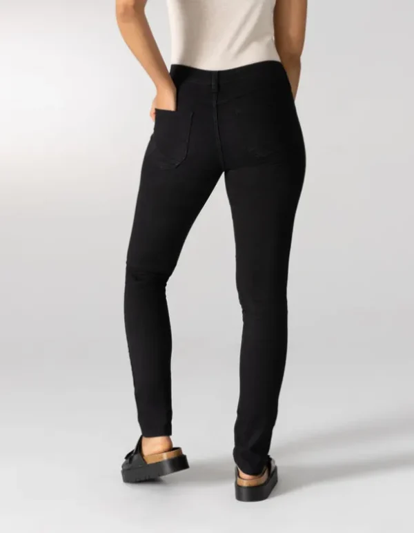 Basic Jeans - Clean Wash