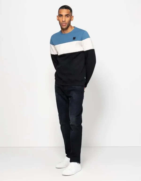 Basic Jeans - Straight Fit