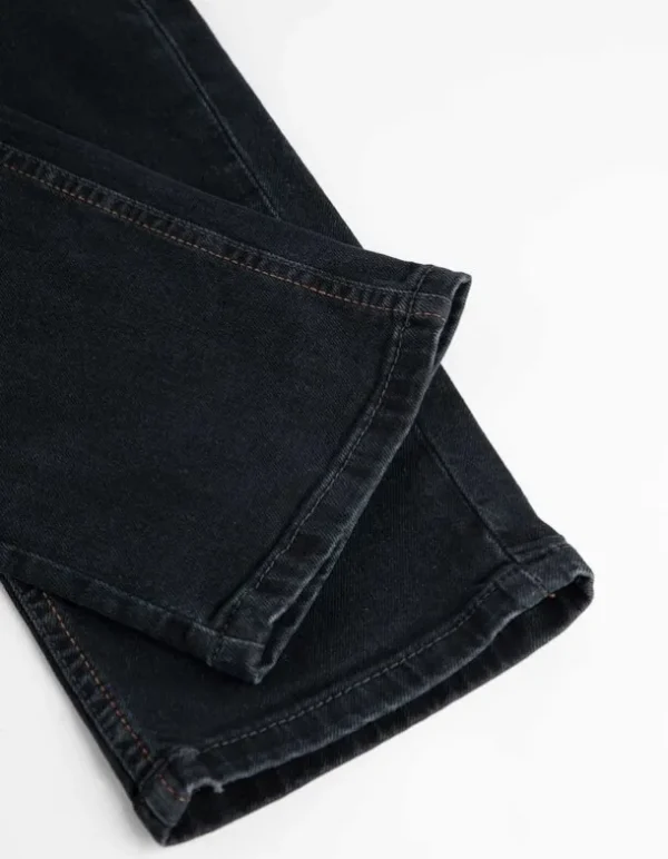 Basic Jeans - Straight Fit