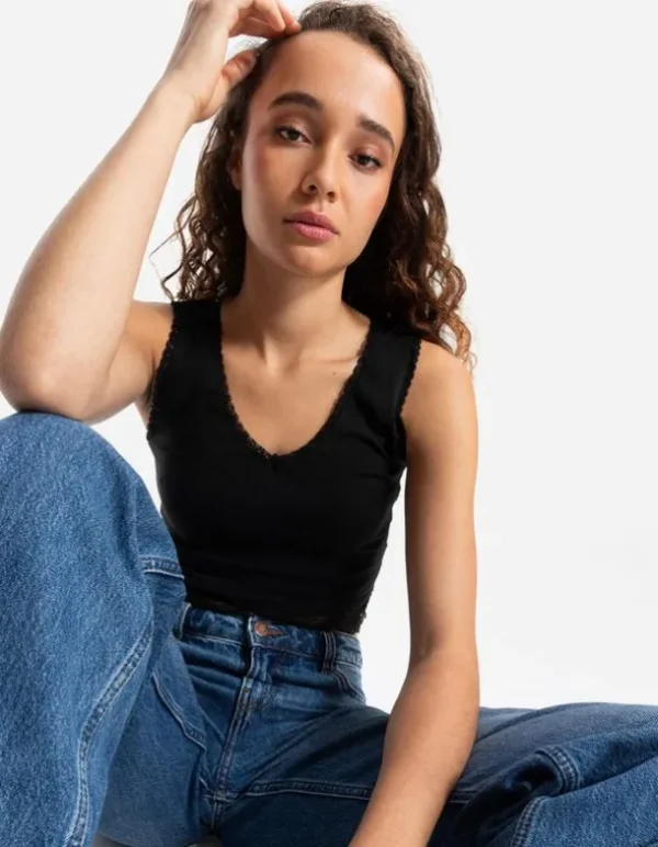 Cropped Top - Spitzenbesatz - schwarz