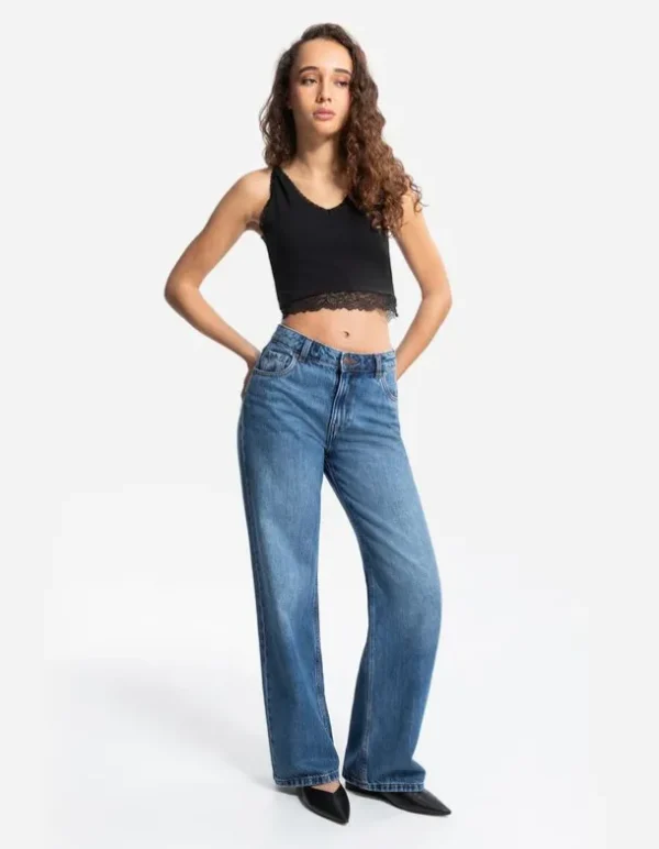 Cropped Top - Spitzenbesatz - schwarz