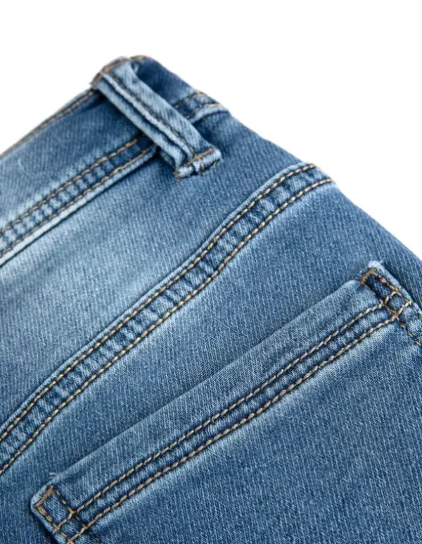 Jeans - Wascheffekte - hellblau