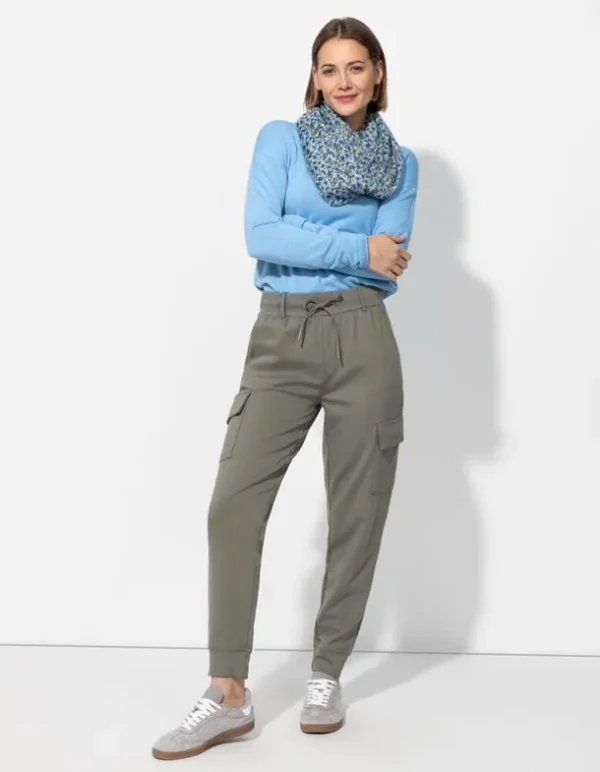 Jogpants - Aufgesetze Taschen - grün