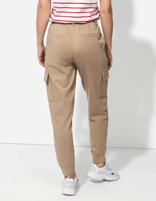 Jogpants - Aufgesetze Taschen - beige
