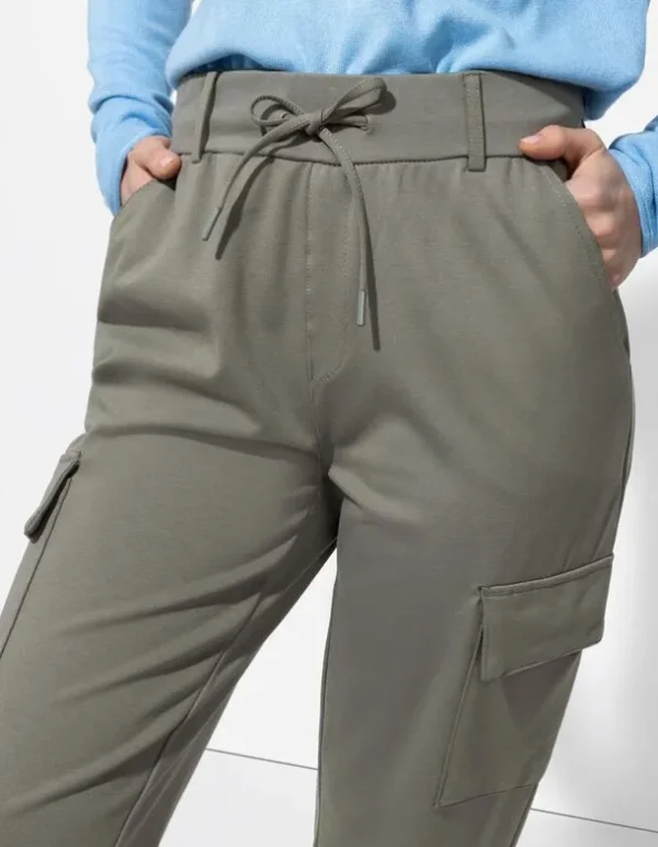 Jogpants - Aufgesetze Taschen - grün
