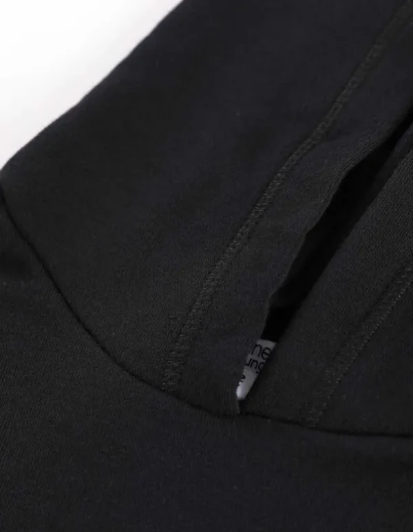 Pullover - Stickereien