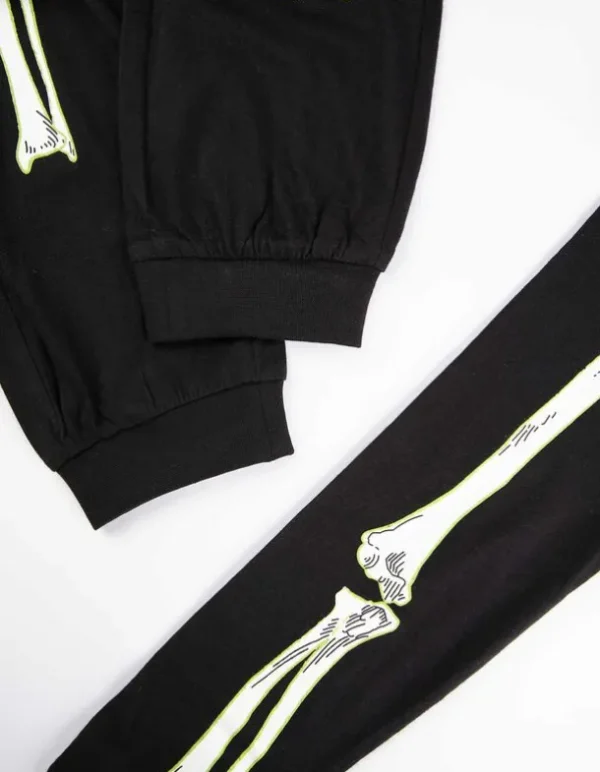 Pyjama Set aus Langarmshirt und Hose - Leuchtet im Dunklen - schwarz