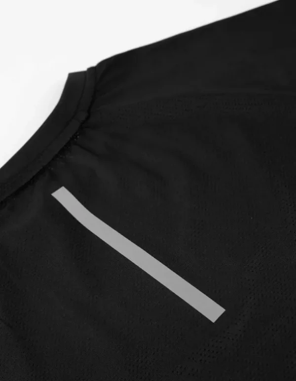 T-Shirt - Atmungsaktiv - schwarz