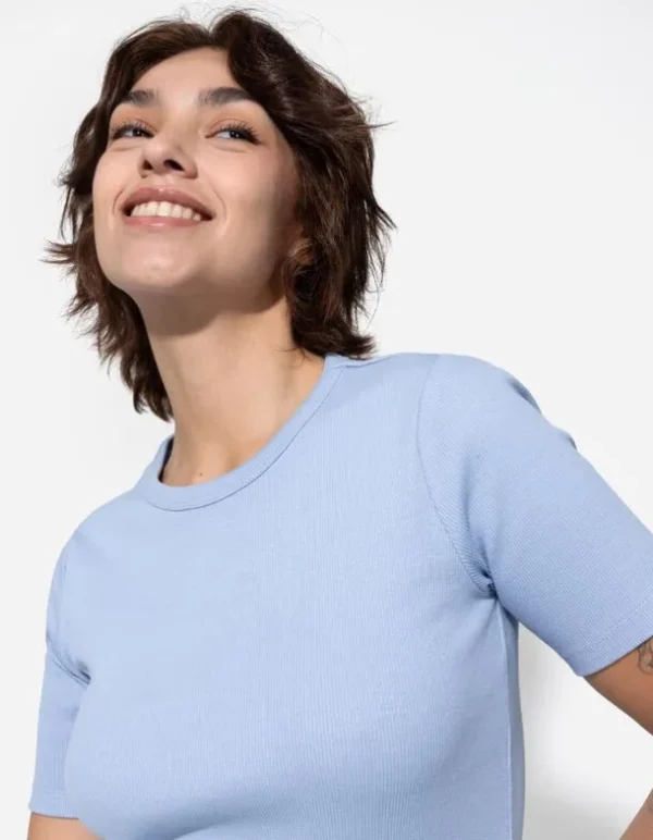 T-Shirt - Rippenstruktur - hellblau