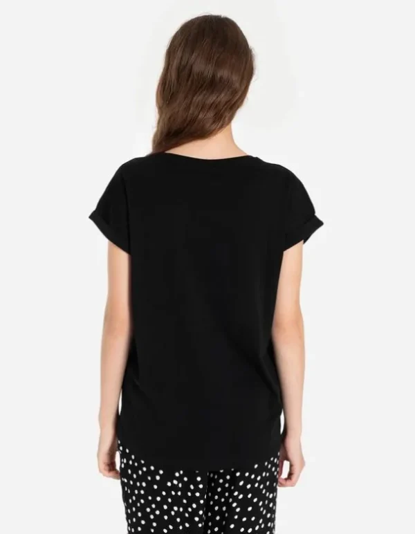 T-Shirt - Stickereien