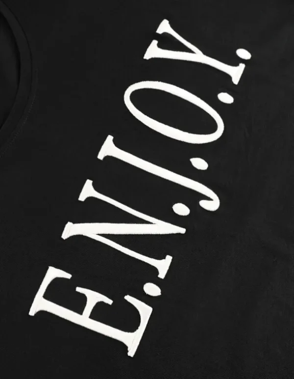 T-Shirt - Stickereien