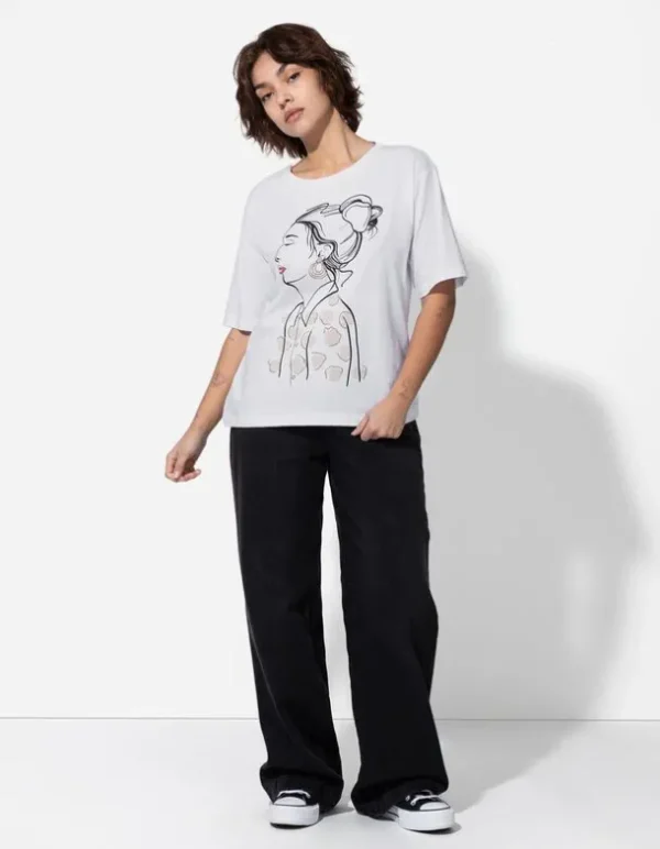 T-Shirt - Stickereien - weiß