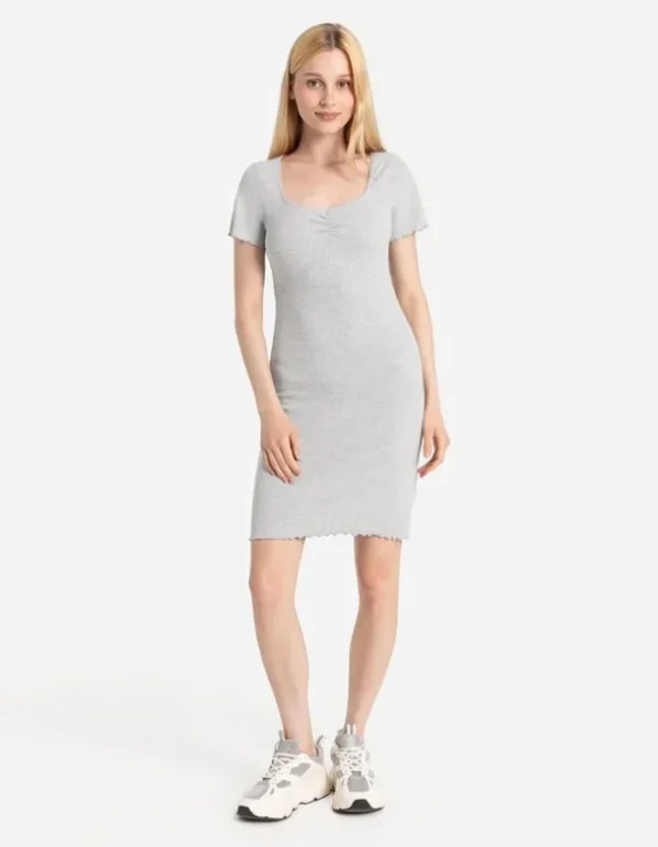 T-Shirt-Kleid - figurbetont