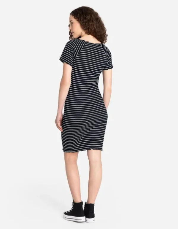 T-Shirt-Kleid - figurbetont
